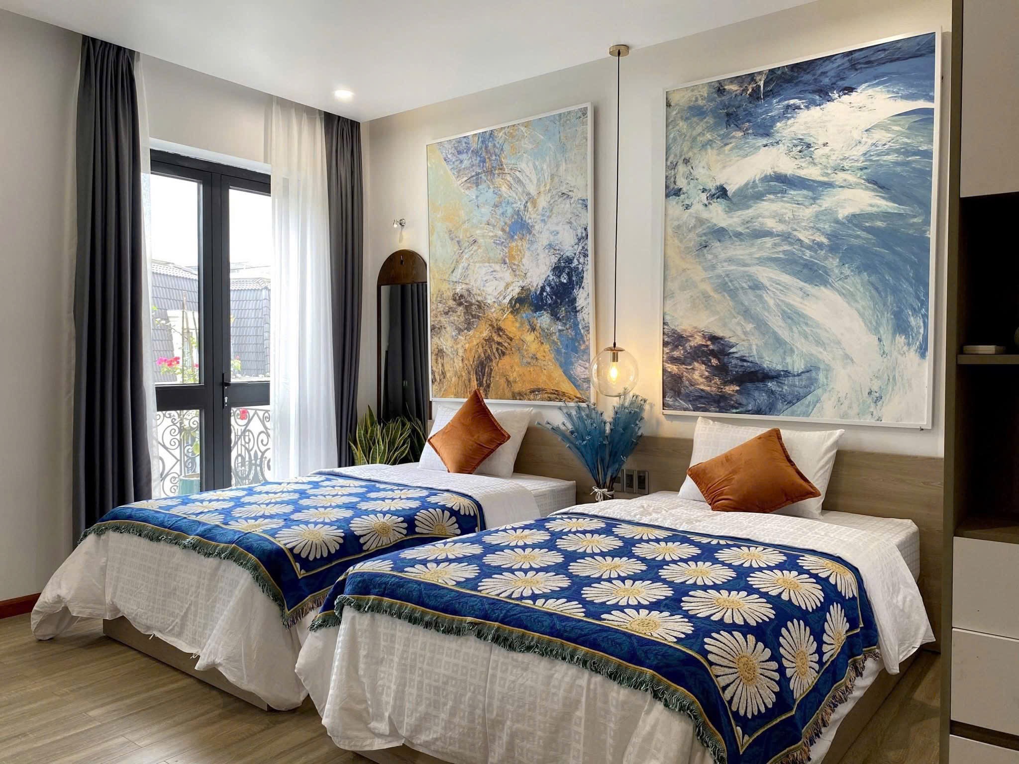 Twin room with balcony and kitchen · ảnh 2