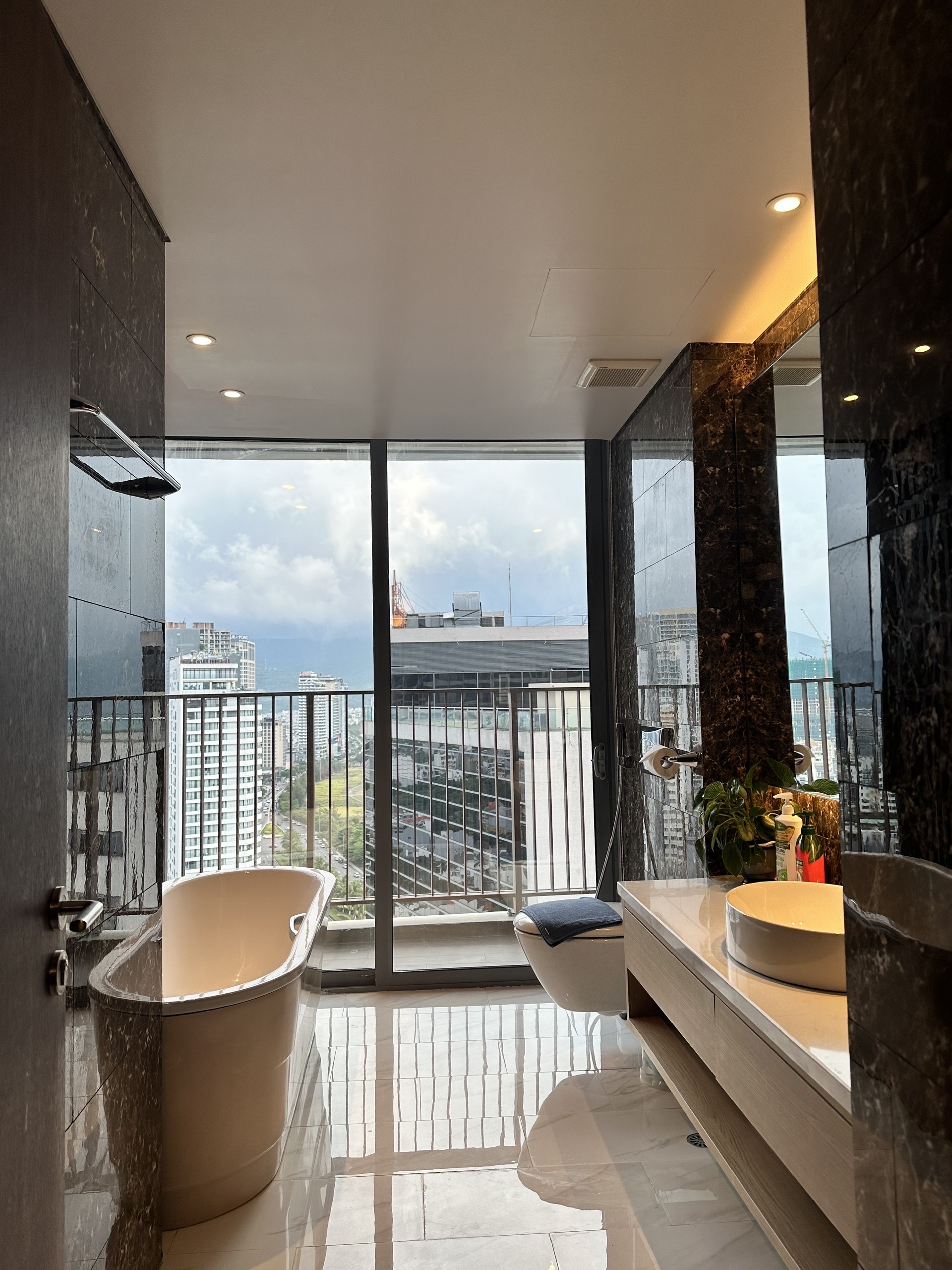 Deluxe Two-Bedroom Apartment · ảnh 7